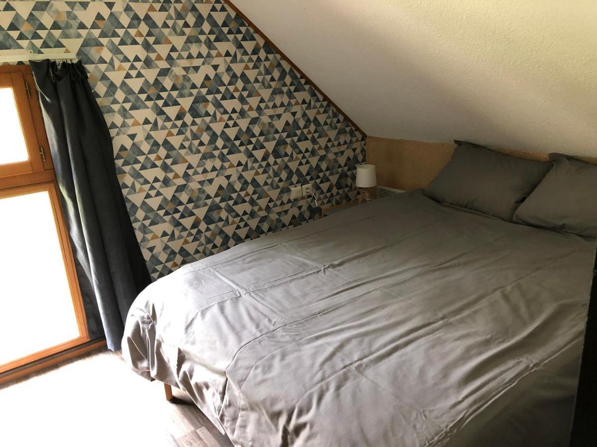 cottage chaleureux dans domaine privé Signy-le-Petit Extérieur photo