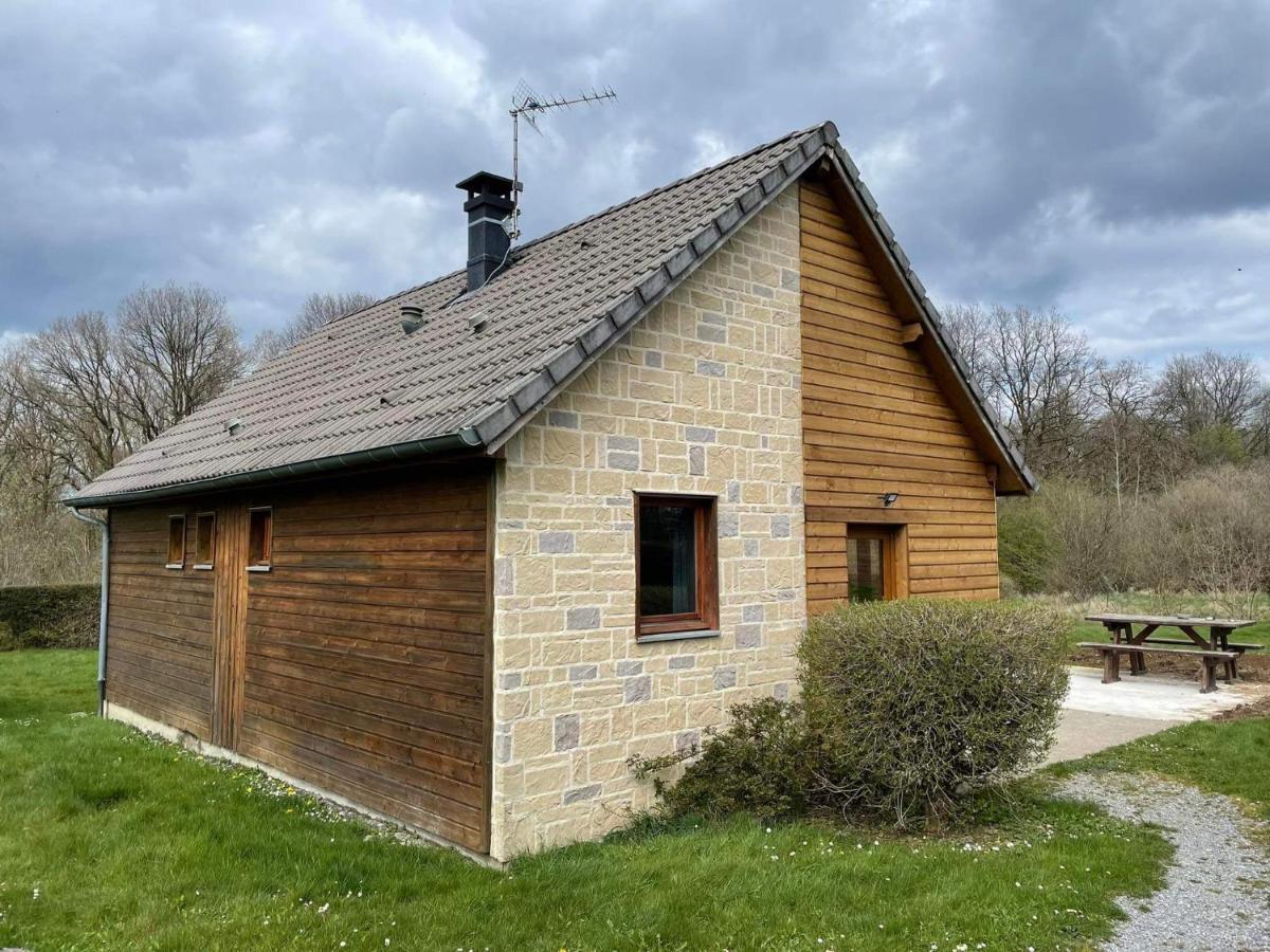 cottage chaleureux dans domaine privé Signy-le-Petit Extérieur photo