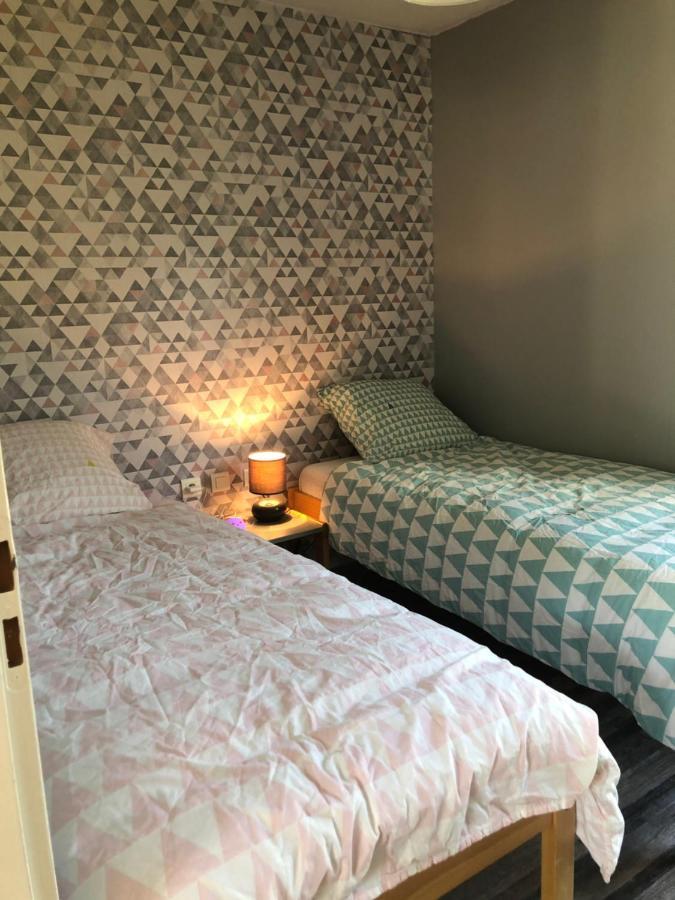 cottage chaleureux dans domaine privé Signy-le-Petit Extérieur photo