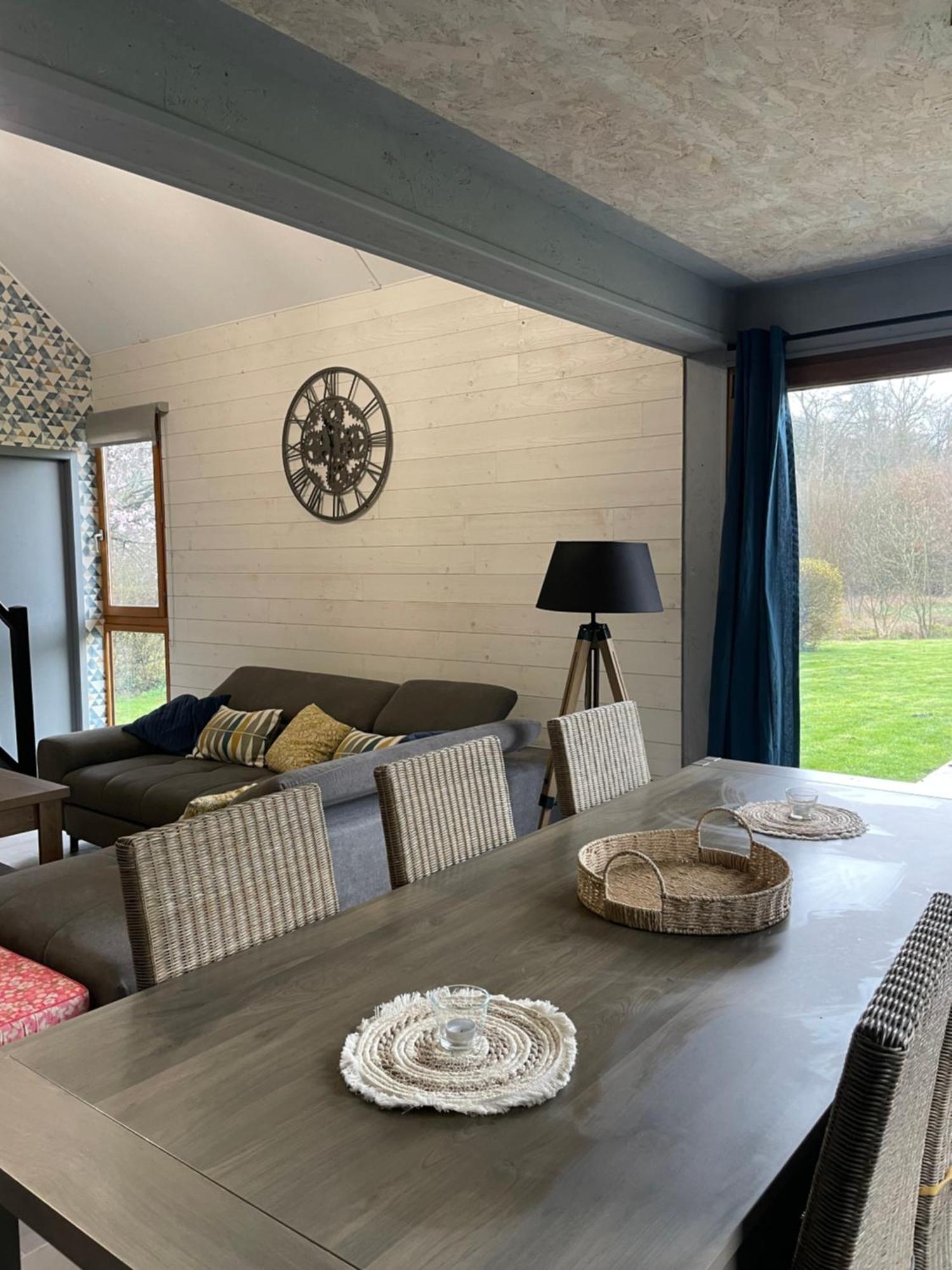 cottage chaleureux dans domaine privé Signy-le-Petit Extérieur photo